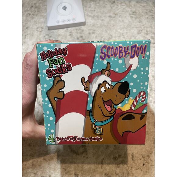 Scooby Doo Set Of 4 Holiday‎ Fun Crew Socks Christmas Size 6-12 New - Picture 1 of 5